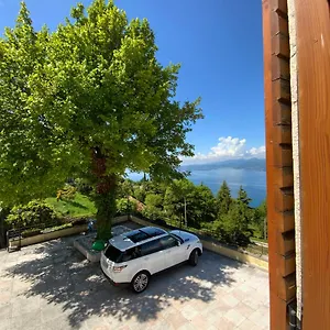 Paradiso Imperfetto , San Zeno di Montagna Italien