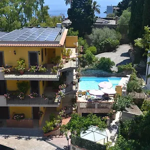 Il Glicine 3*, Taormina Itália