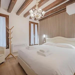 Rialto 707 2* Veneza